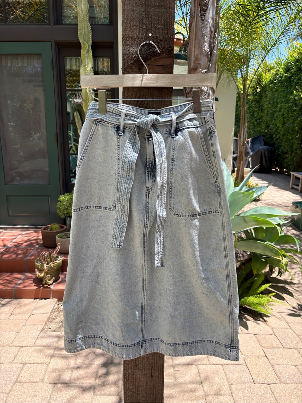 Gap utility midi skirt with self belt size 6